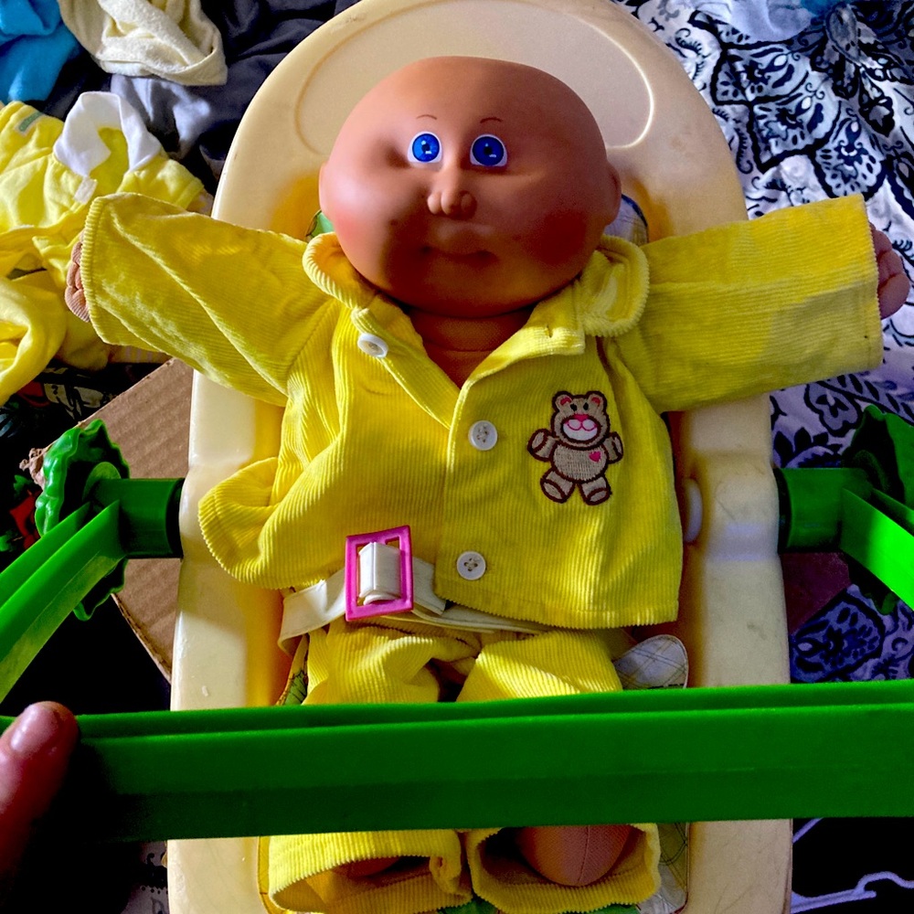 1978-1984vintage cabbage patch kid with car seat